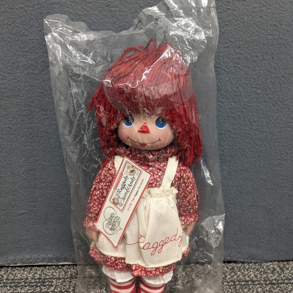 New Vintage Precious Moments Raggedy Ann Doll